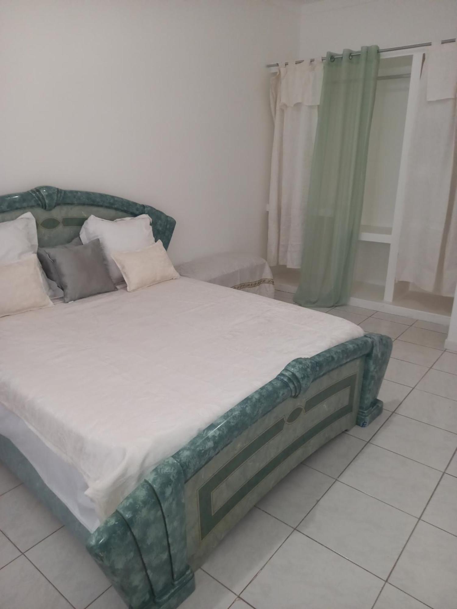 Chez Lu & Lucio Apartment Assomada Ngoại thất bức ảnh